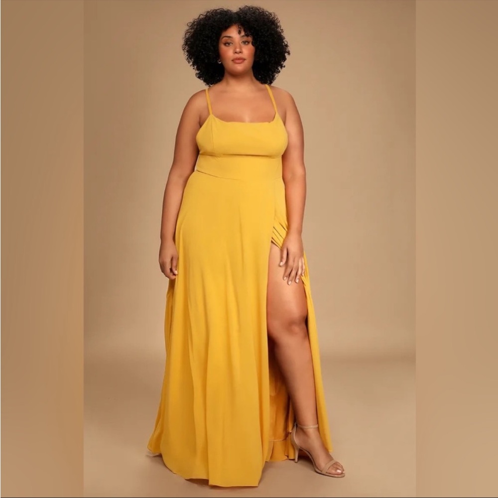 NWT Lulu’s Dreamy Romance Mustard Yellow Backless Maxi Dress Size 1X.